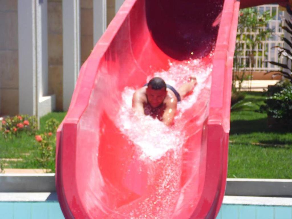 L'Acqua Diroma Oficial - Parque Com Piscina De Ondas Exclusiva Калдас-Новас Экстерьер фото